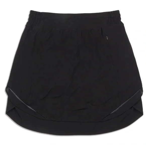 Lululemon Hotty Hot High Rise Skirt Size 4 Like New - Picture 2 of 4